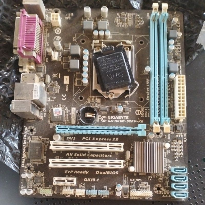 MOBO GIGABYTE 1155