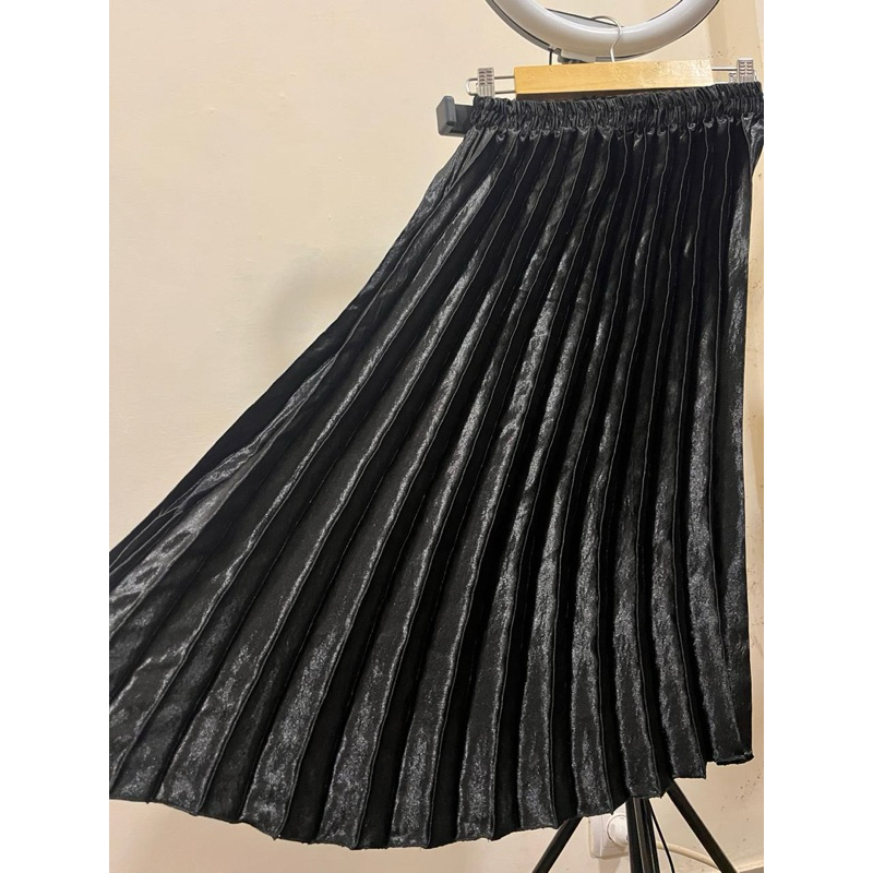ROK PLISKET SATIN PENDEK 7/8 / ROK MIDI PLISKET SATIN PREMIUM