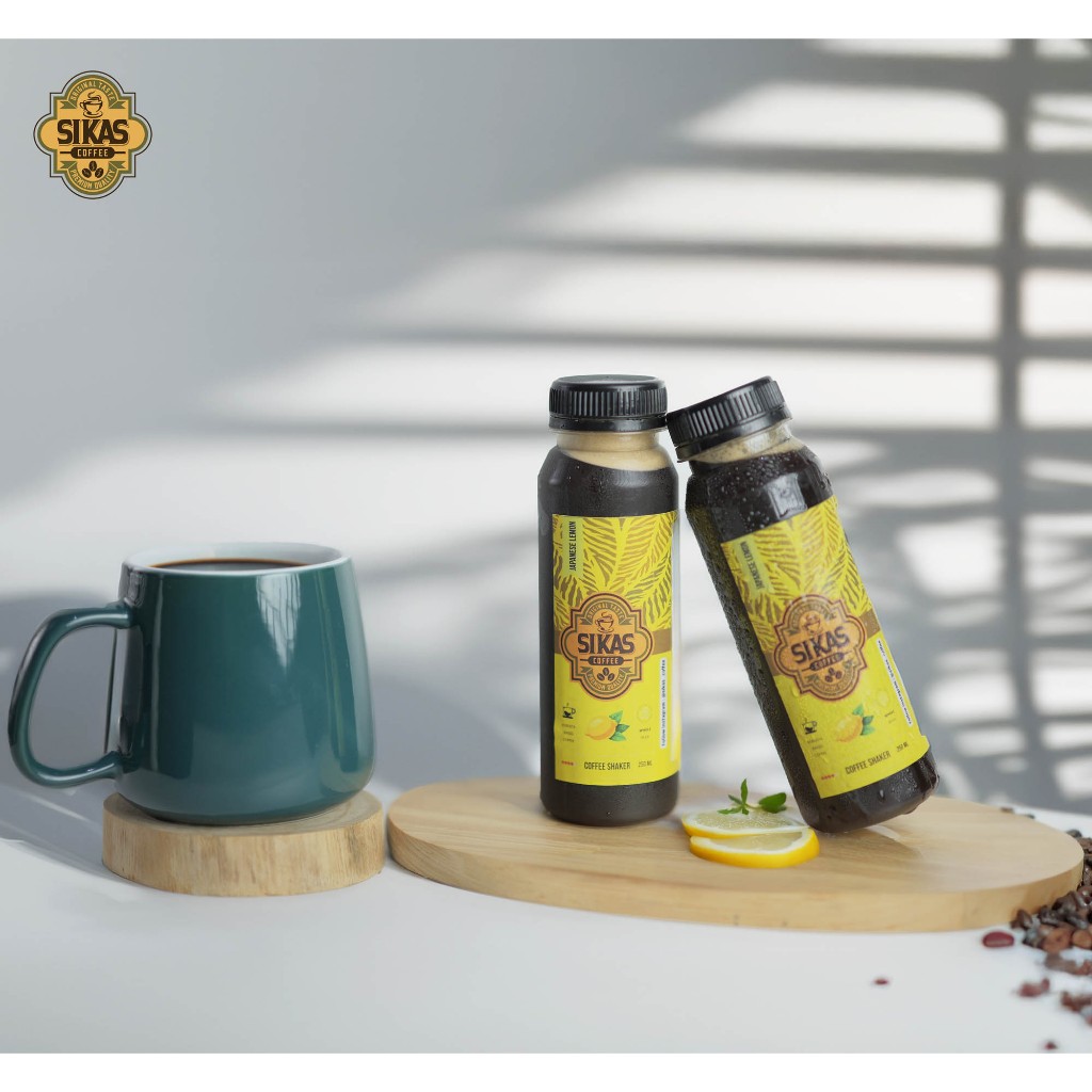 

Japanese Lemon Sikas Coffee Botol Shaker 1 Liter Kopi Instan Tinggal Seduh dan di Shaker