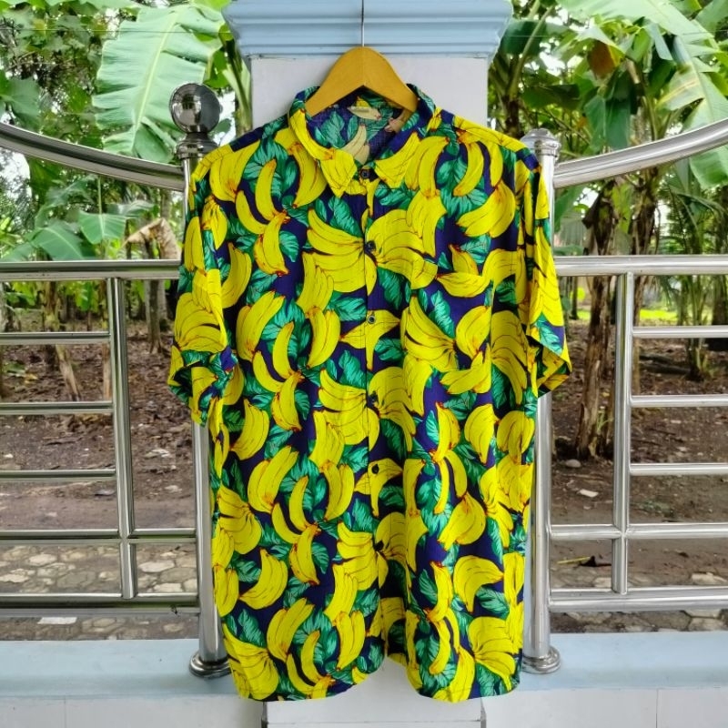Kemeja / Motif / Hawaii / Lengan Pendek / Vintage / Second / Pisang