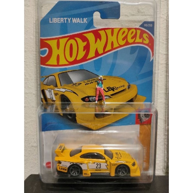 Hot Wheels LBWK S15 Kuning