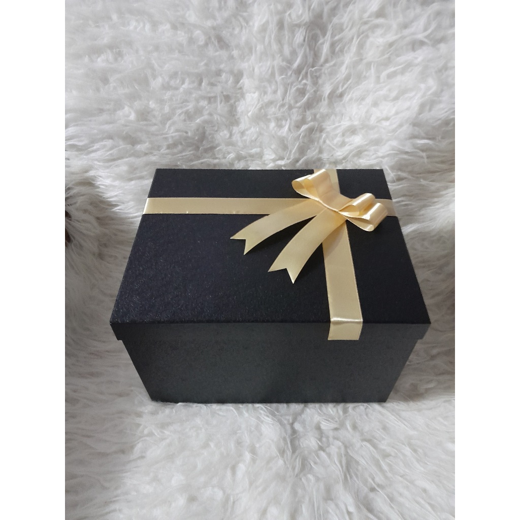 

box kado 40x25cm, tinggi 20cm / Box Kado Jumbo / Kotak Kado Besar