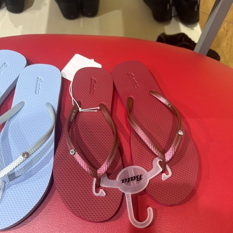Bata  sandal karet jepit wanita Brand Pata pata