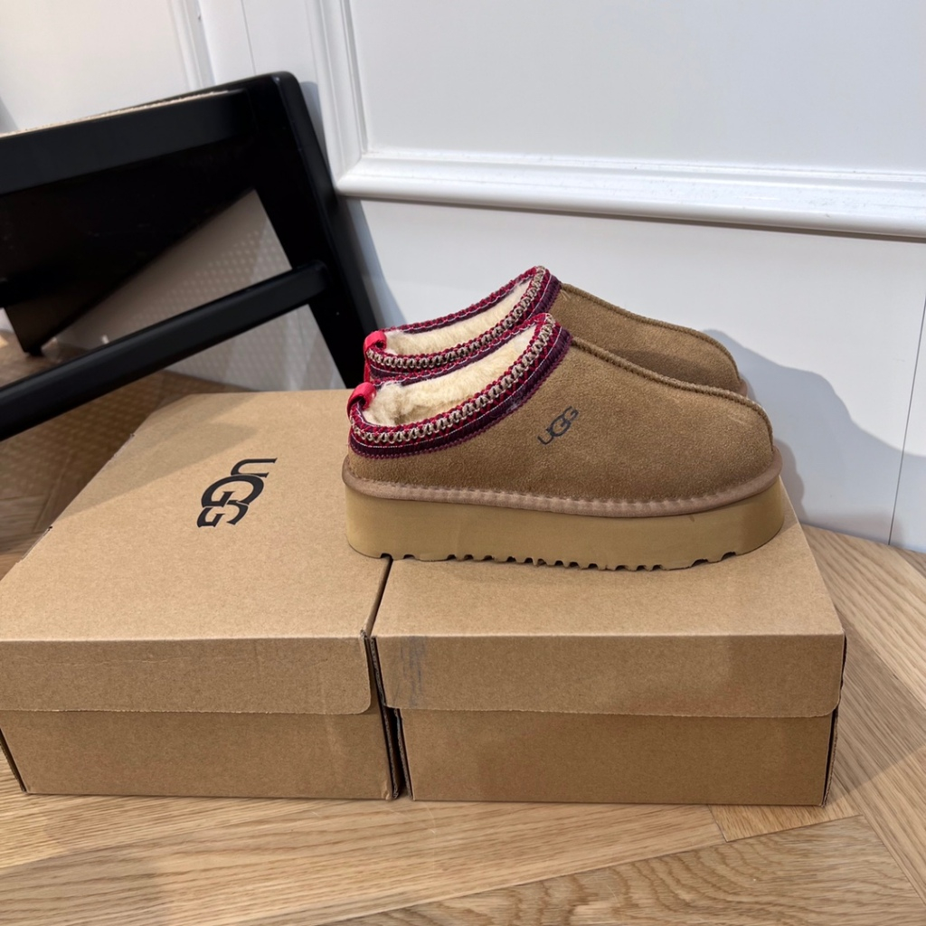 UGG Thick soled Gigi Same Style Cotton Shoes for Women