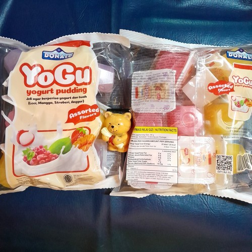 

pudding Yogu donald puding yoghurt jelly 1pak isi 10pcs rasa mix mangga strawbery anggur lechi silkys inaco puyo dessert