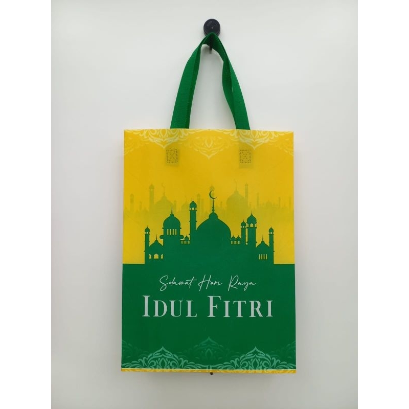 

[LUSINAN 12 PCS] Goodie bag LEBARAN 30x40x8 sablon 1 sisi- Tas sablon lebaran - Tas Murah - Goodie bag