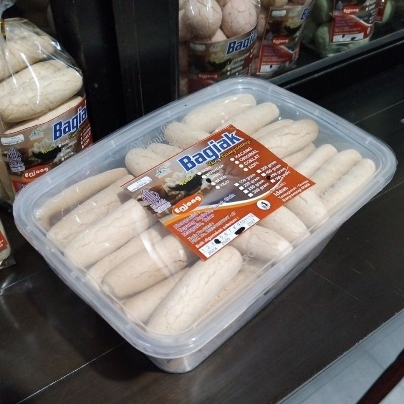 

Bagiak Enjong - Bagiak Khas Banyuwangi Kemasan Thinwall 450gr