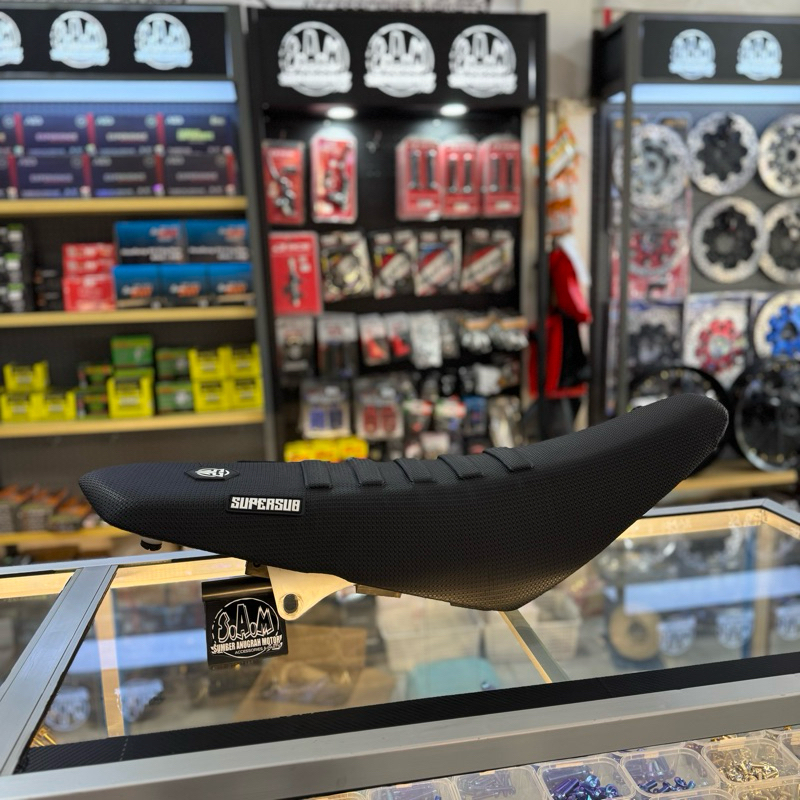 JOK CRF CRF150 ORIGINAL DI CUSTOM PREMIUM BUSA TEBAL EMPUK RAPI & PRESISI KULIT / SEAT KAIN JOK SUPE