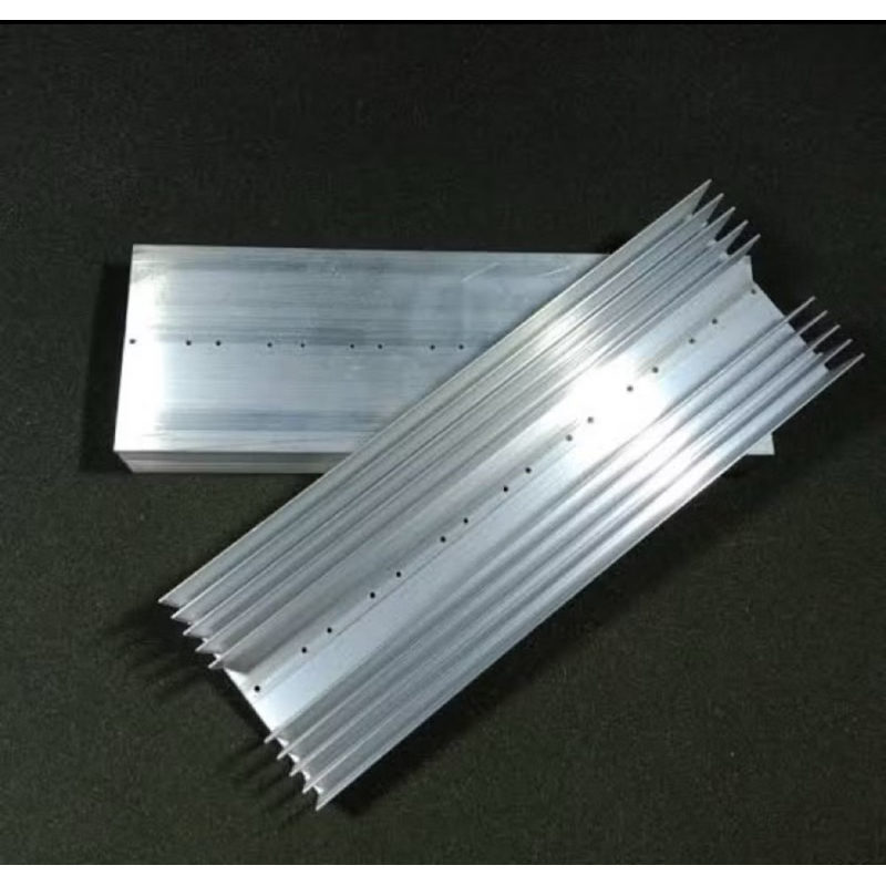 PENDINGIN 10 SIRIP 30CM TEBAL 4MM HEATSINK