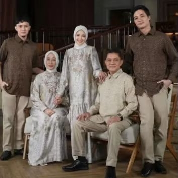 Baju Lebaran Couple Keluarga