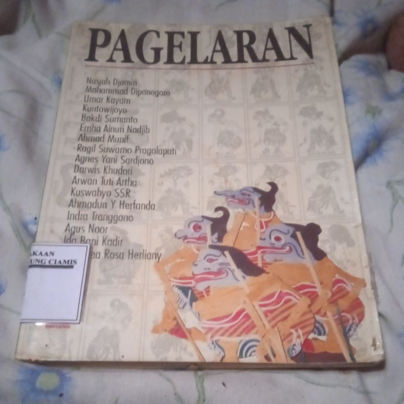 buku Pagelaran celoteh cendekiawan Umar Kayam Kuntowijo Emha Ainun Nadjib buku original jadul