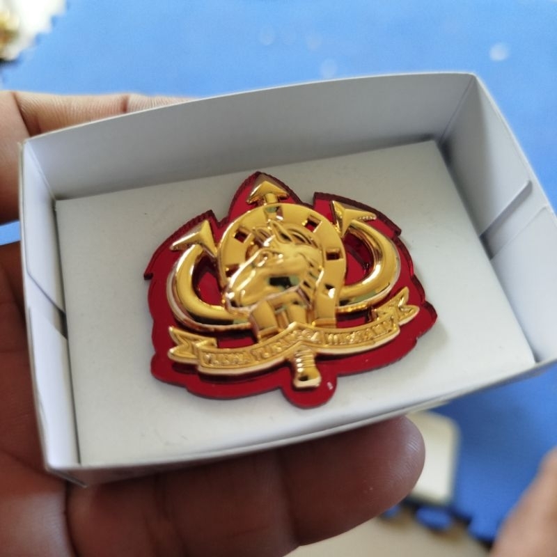 brevet wing kuda dasar akrilik mika