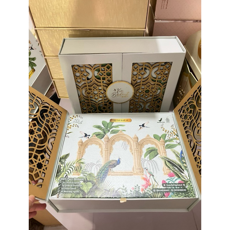 

Hampers Lebaran 2025 isi 12 jar @100ml Premium birdnest