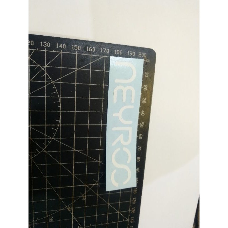 

stiker cutting neyroo