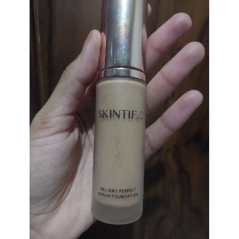 Preloved Make up foundation skintint skintific