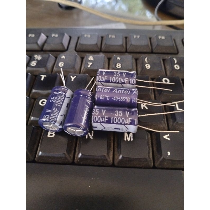 1000 Uf 35 Volt kapasitor Elco kapasitor 1000Uf 35 volt