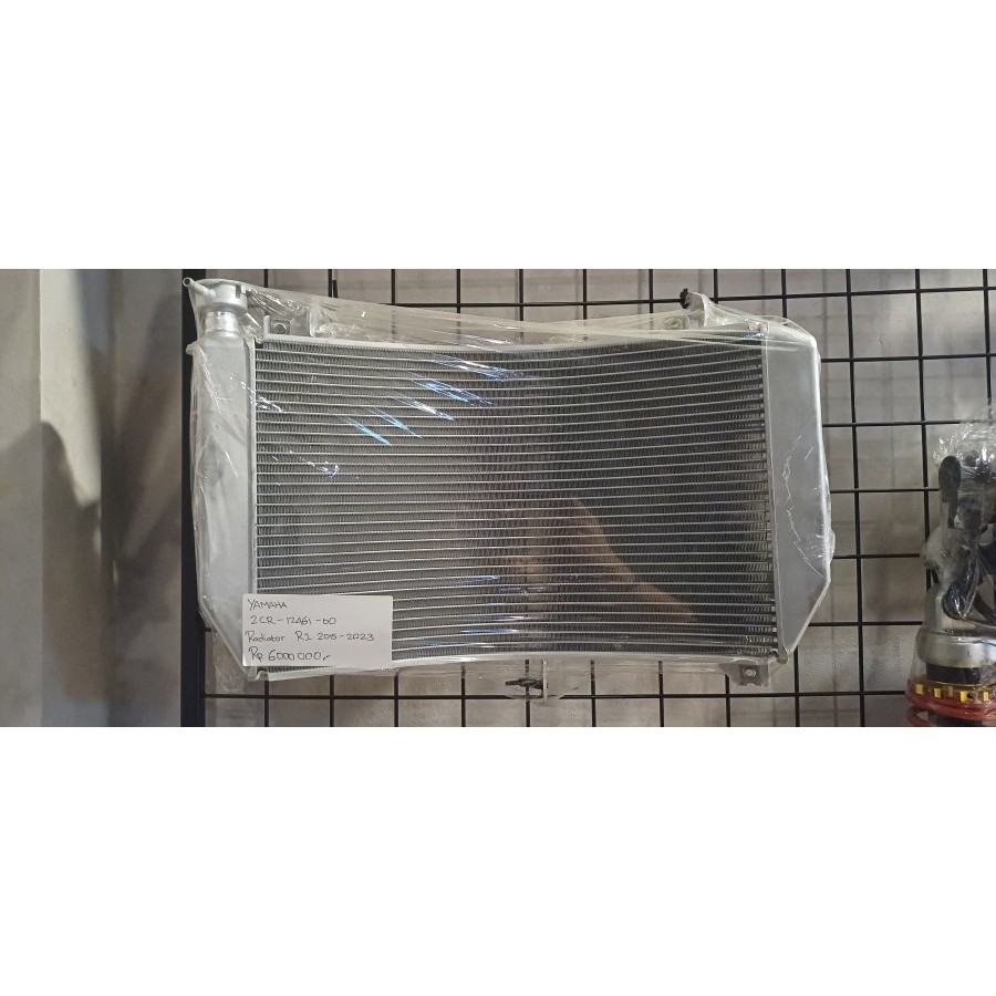 AIR RADIATOR YAMAHA R1 2015-2023 ( 2CR-12461-00 ) YAMAHA 2CR-12461-00