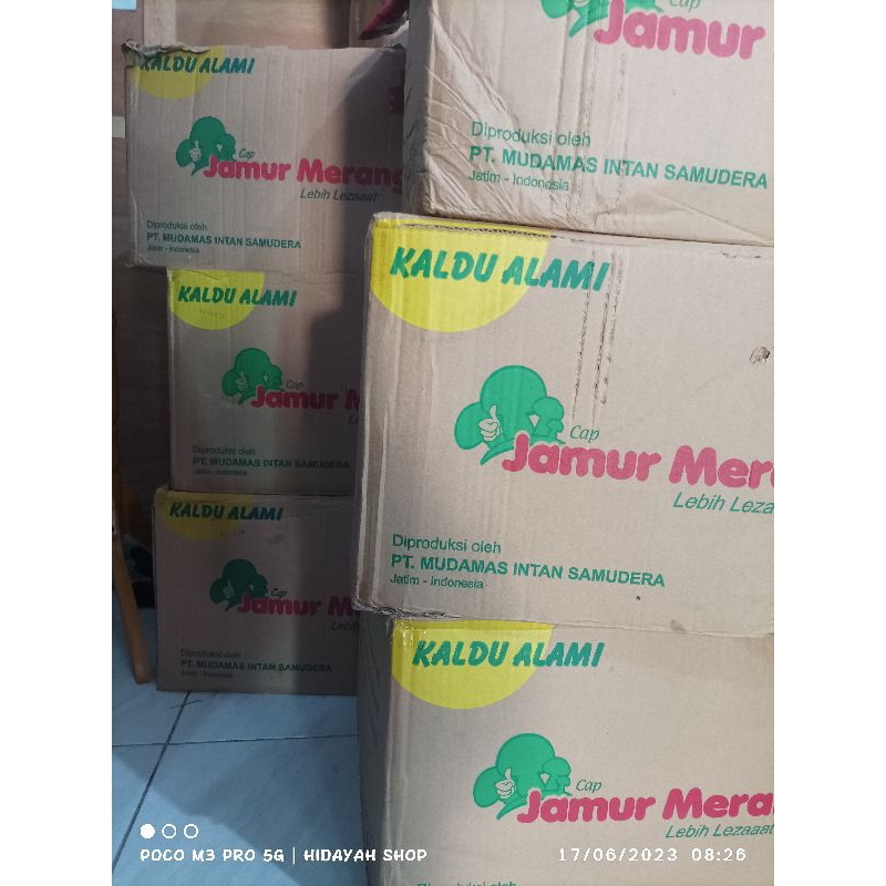 

kaldu alami jamur merang kartonan