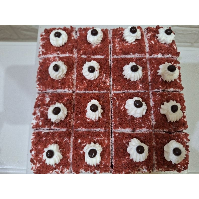 

CAKE KUKUS RED VELVET