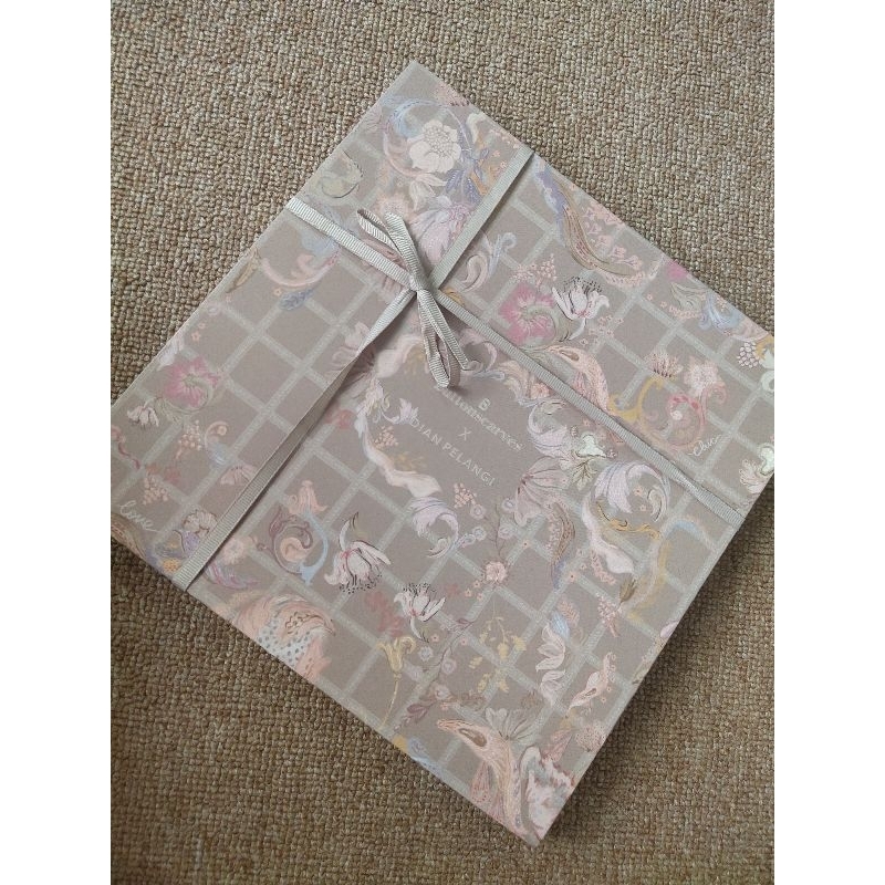 NEW Buttonscarves X Dian pelangi the Autograph DIJON