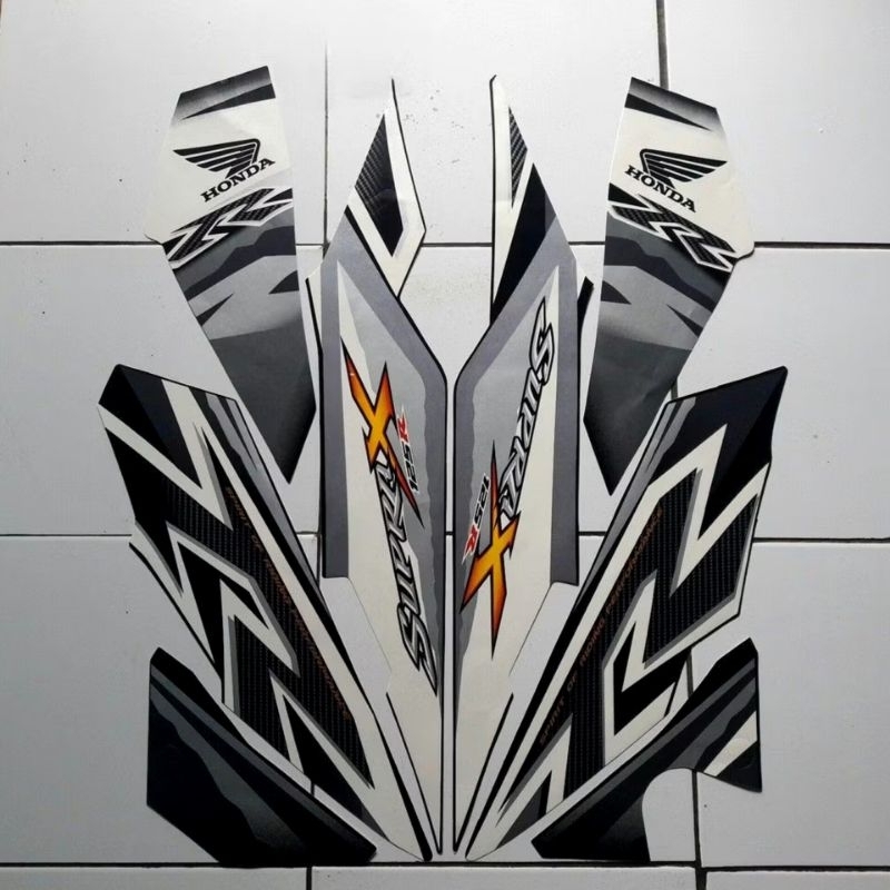 Stiker striping supra x 125 R batman tahun 2011-2012 lis polet motor