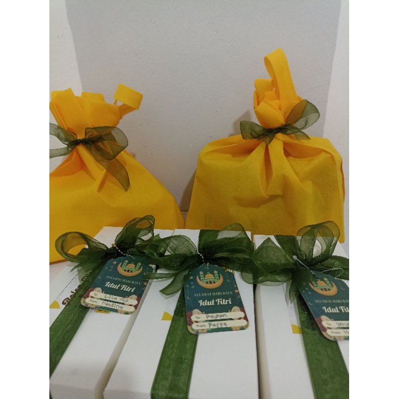 

hampers packing idul Fitri, birthday (tambahan) kardus tebal aman kirim luar kota