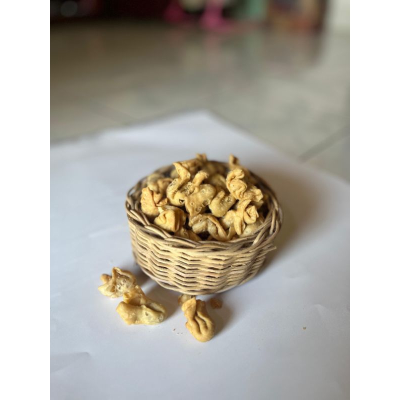 

Cumi-cumi isi abon makanan ringan kemasan