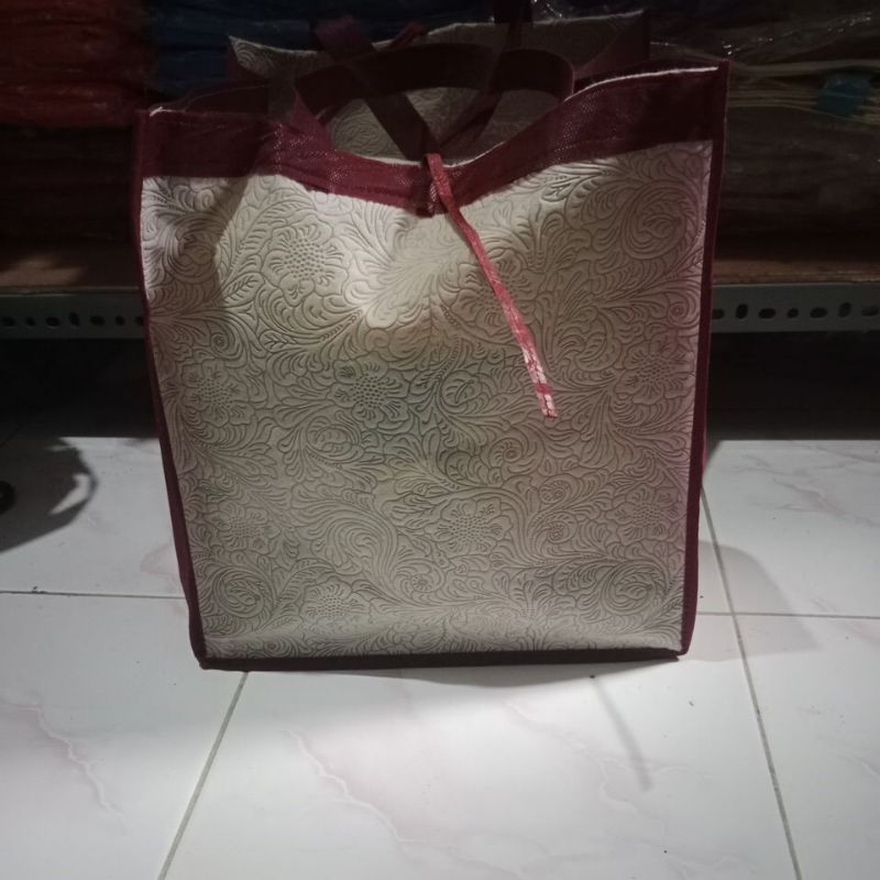 

tas berkat tas hajatan tekture 30 28 28