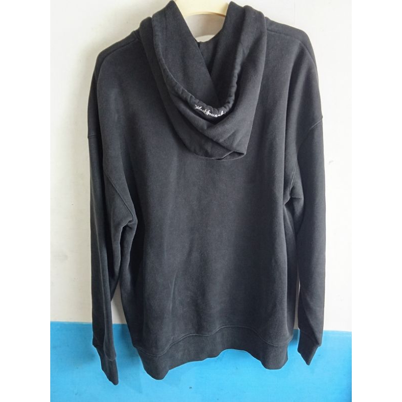 Hoodie Mark Gonzales