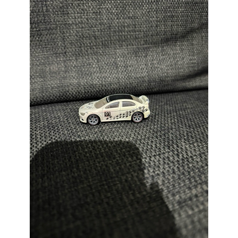 Hot Wheels 08 Mitsubishi Lancer Evolution