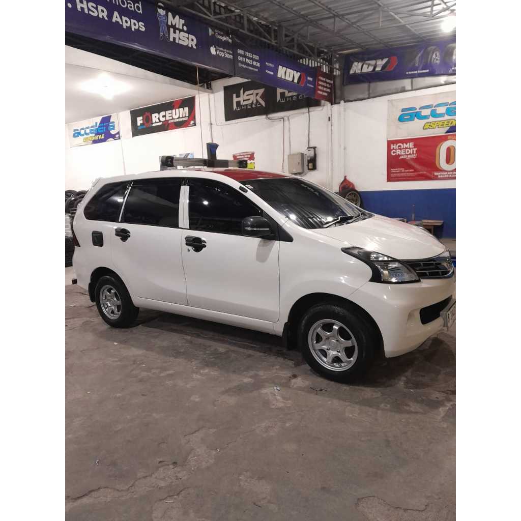 PAKET VELG PLUS BAN ACCELERA 185 70 RING 14 UNTUK MOBIL AVANZA USE VELG HSR STY RING 14 SILVER