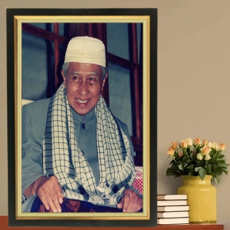 hiasan dindin poster Abah Anom plus bingkai ukuran 53cmx35cm