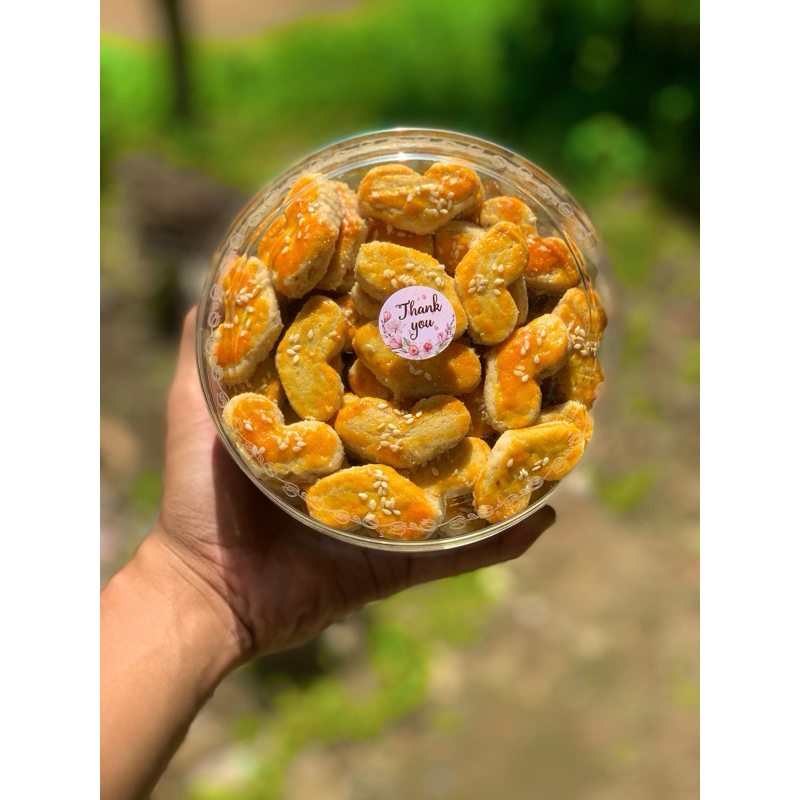 

KUE KACANG
