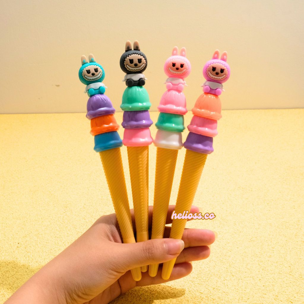 

PULPEN ES KRIM TUMPUK LABUBU PULPEN GEL BOLPEN PENA ICE CREAM CONE LABUBU BONEKA KEPALA LUCU ALAT TULIS SEKOLAH LABUBU HELIOSS.CO