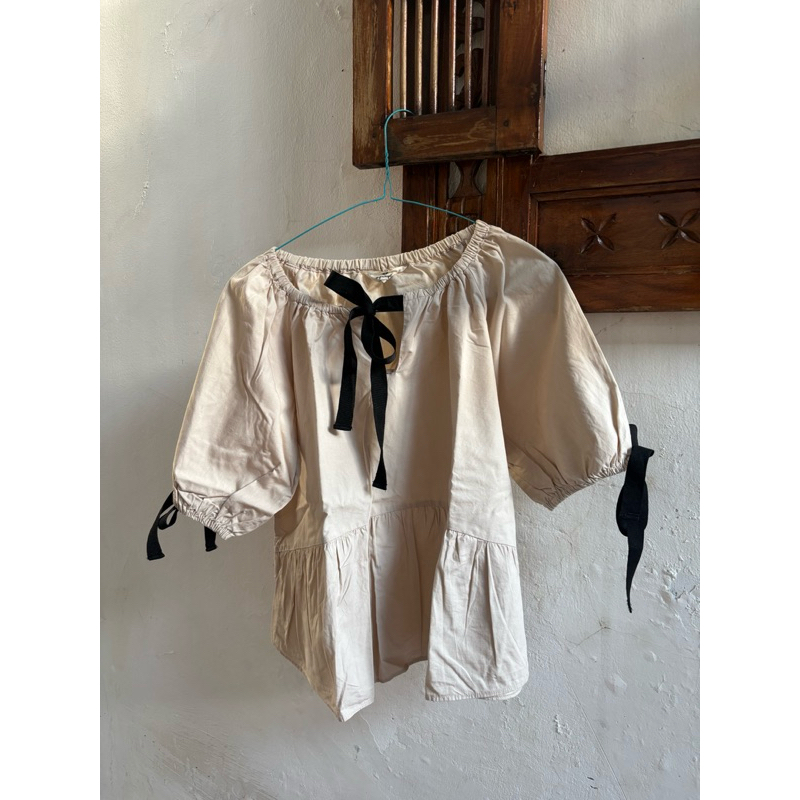[Preloved] Blus Atasan Pita