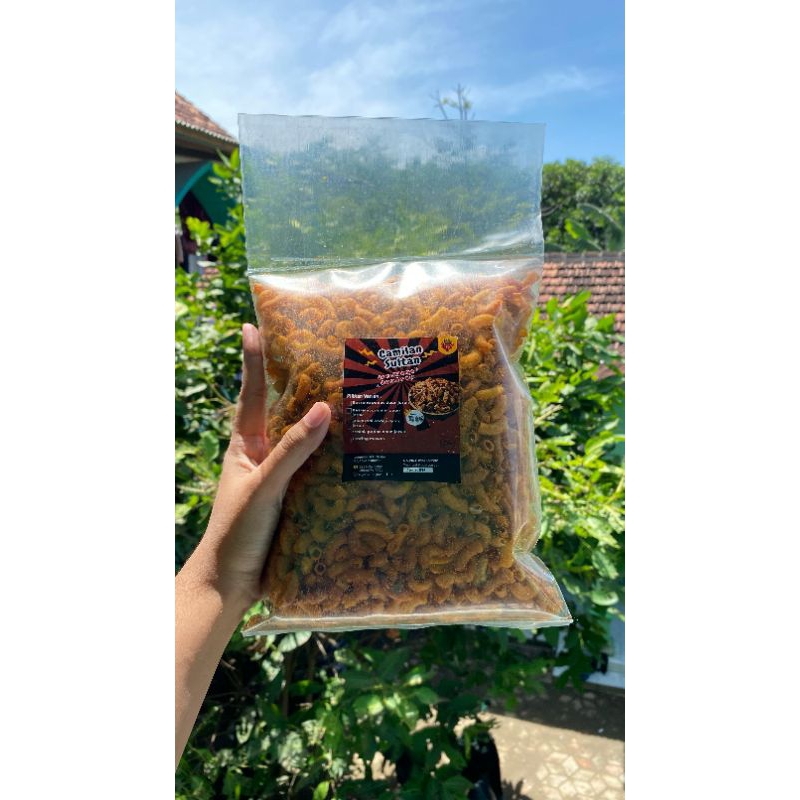 

MAKARONI CIKRUH BUMBU MELIMPAH 500 GRAM