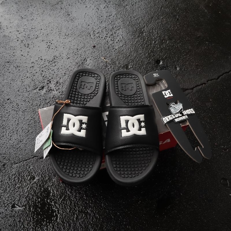 SANDAL DC SHOES STAR BLACK ORIGINAL RESMI
