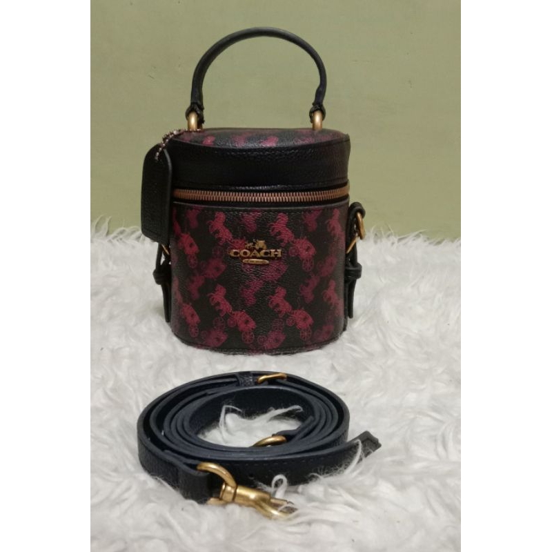 Tas Wanita Coach Hand Bag / Sling Bag Preloved Second Branded