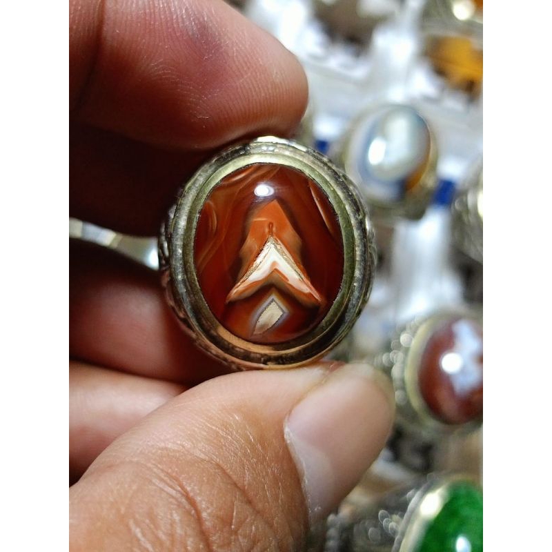 Junjung Derajat Merah