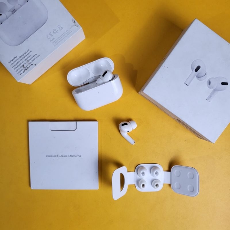 AIRPODS PRO GEN 1 FULLSET ORIGINAL LIKE NEW SECOND GOOD CONDITION