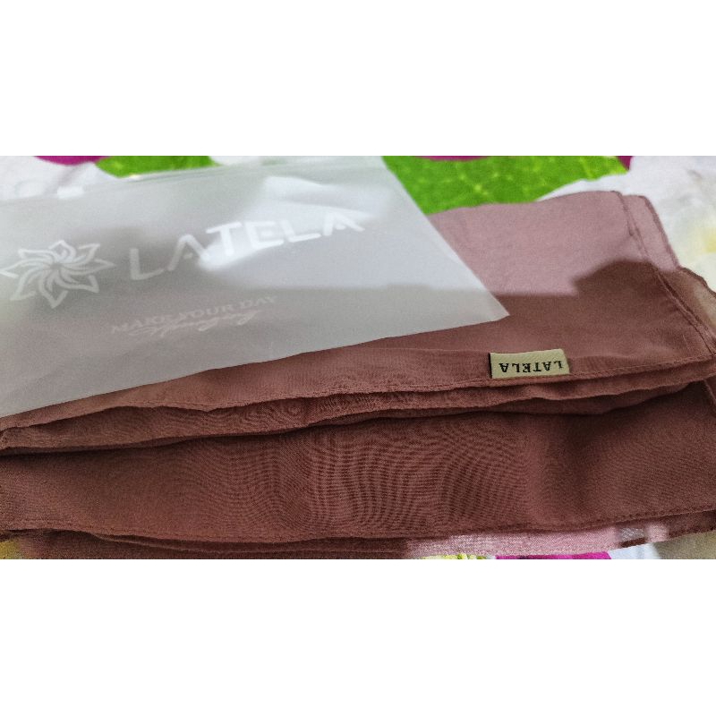 hijab Bella square latela ori