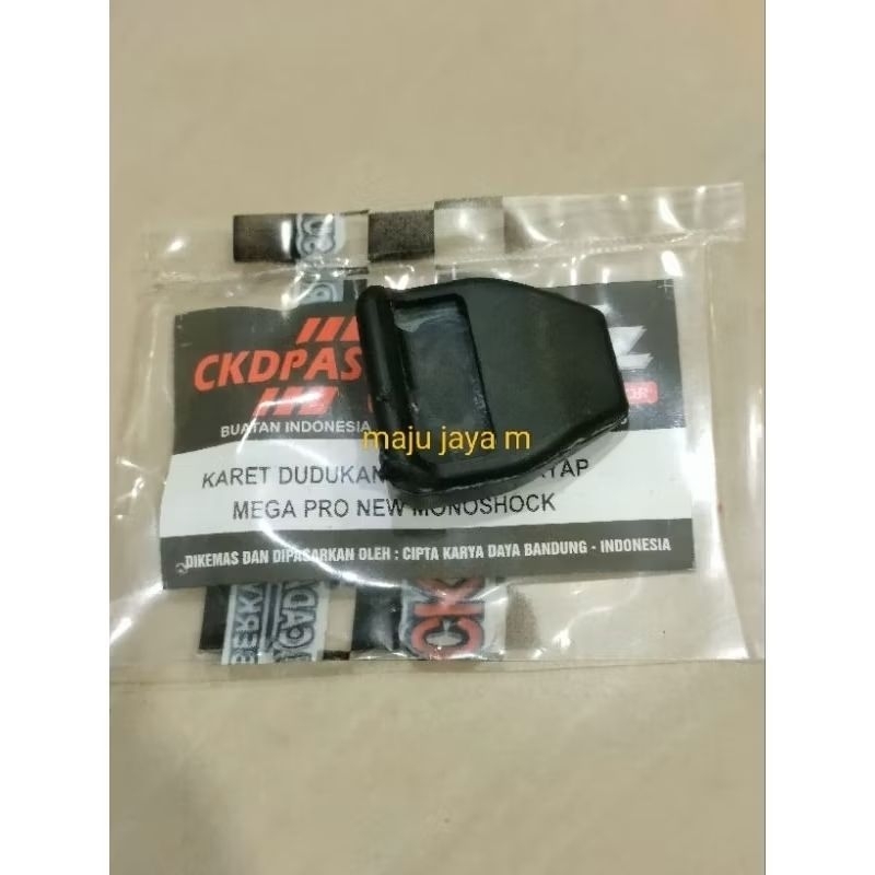 karet sayap tengki / dudukan bantalan sayap megapro new mono / verza