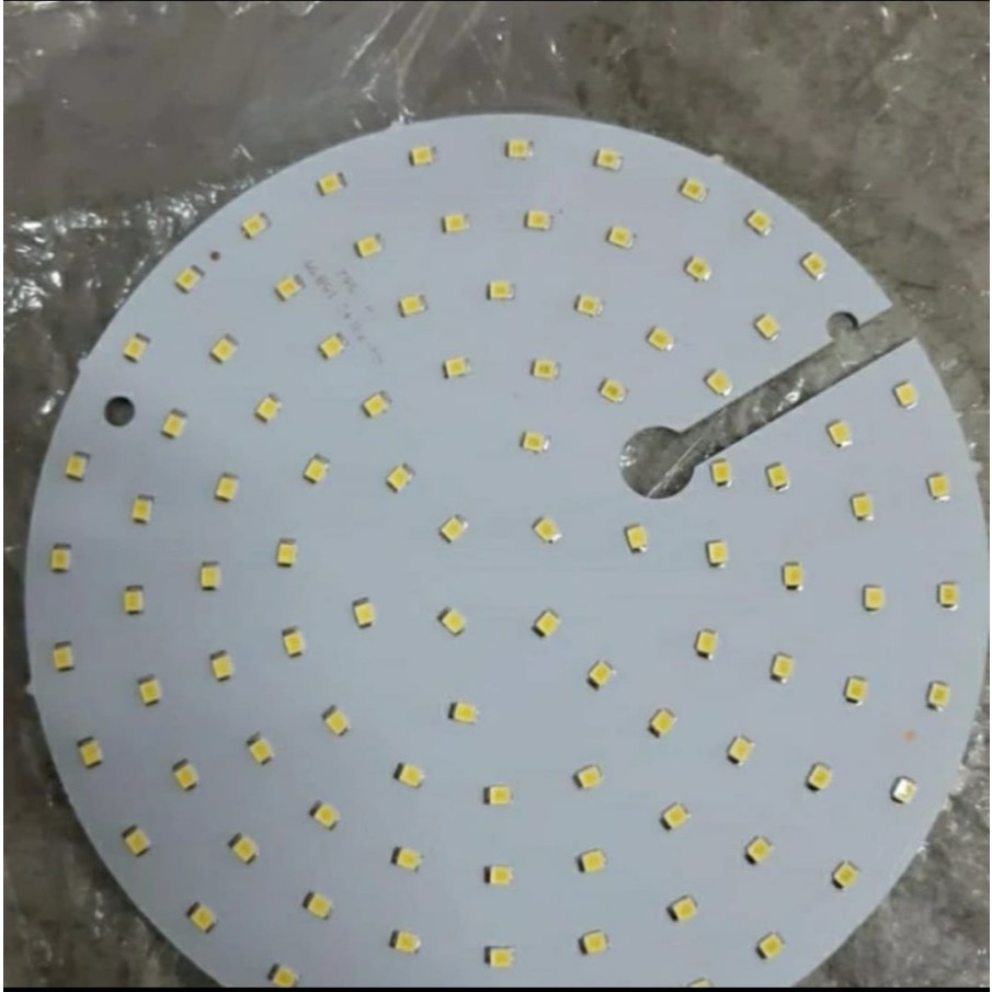 Lampu Kipas Angin MT.EDMA Tipe Studio