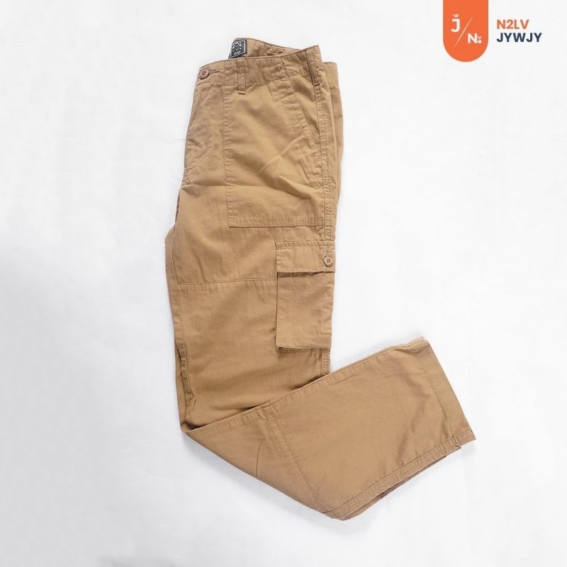 WEEKENDER PANTS KHAKI SIZE 31 BRAND NEW WITH TAG