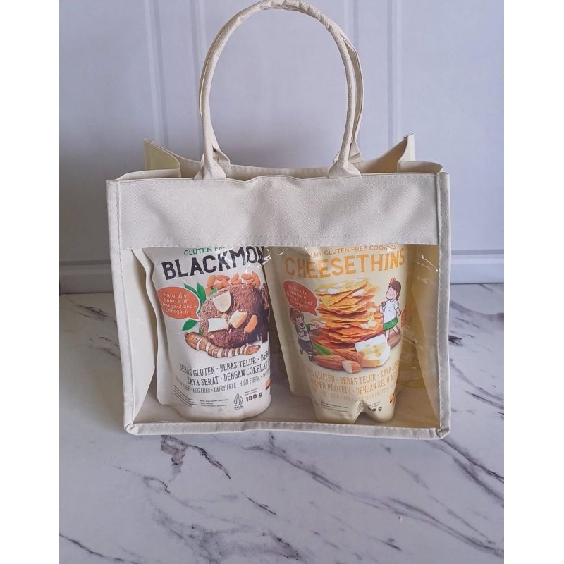 

Tas Hampers Cream Bening 25x12x20cm (tas saja)