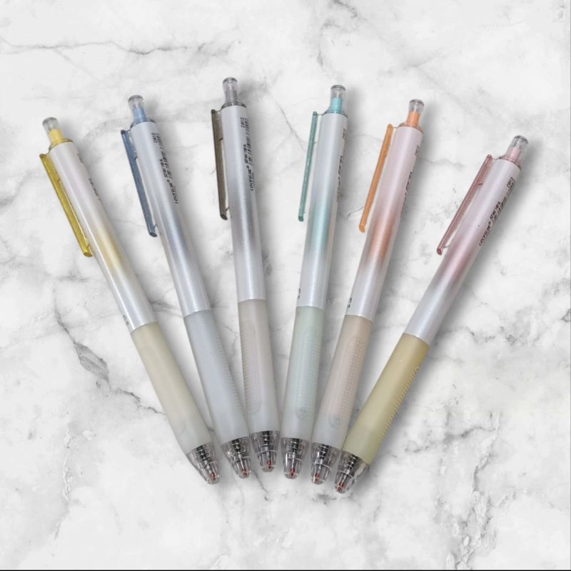 

PULPEN GEL RAINBOW 0,5MM TINTA HITAM / DI JIAL PER PCS / SATUAN