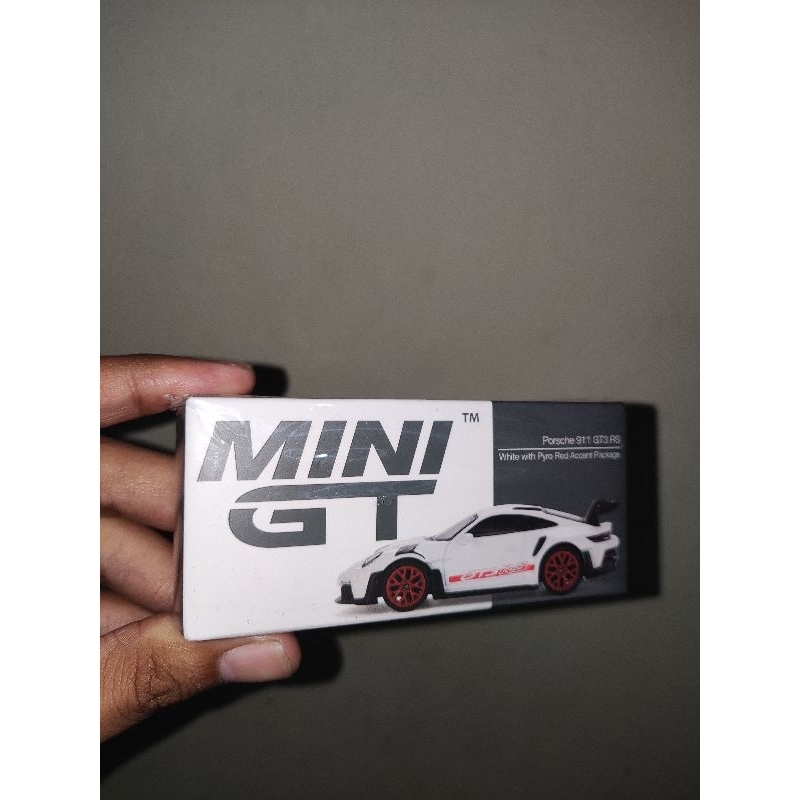 MiniGT Porsche 911 GT3RS