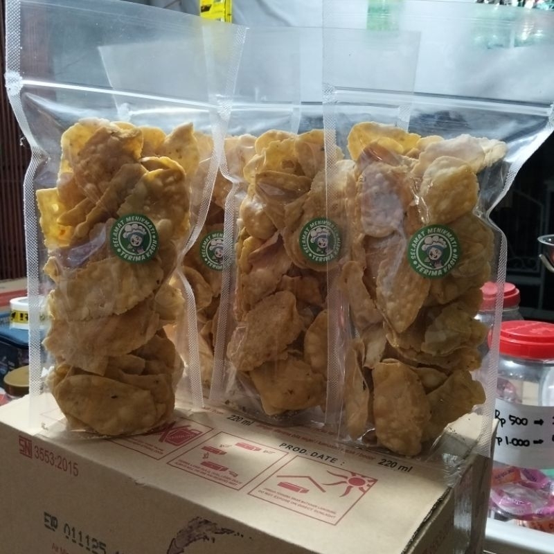 

KUE BAWANG PEDAS GURIH