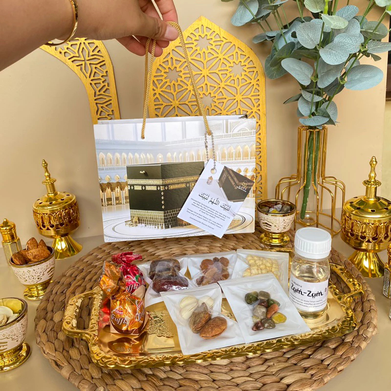 

SAFIYYA KABAH (BACA DESKRIPSI) (GARANSI FRESH) Paket Oleh Oleh Oleh Umroh Haji Cantik Ekonomis Bisa Request Ucapan Nama Alif Islamic Gift Centre