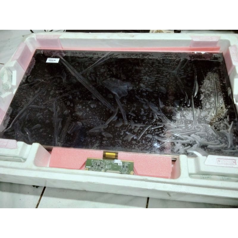 PANEL LAYAR TV LED 32 INCH